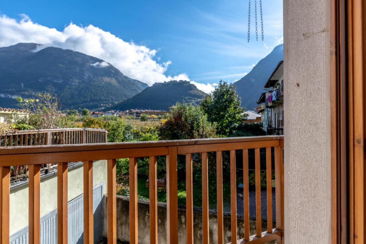 Casa Al Castello, Calliano Ospitar Buitenkant foto