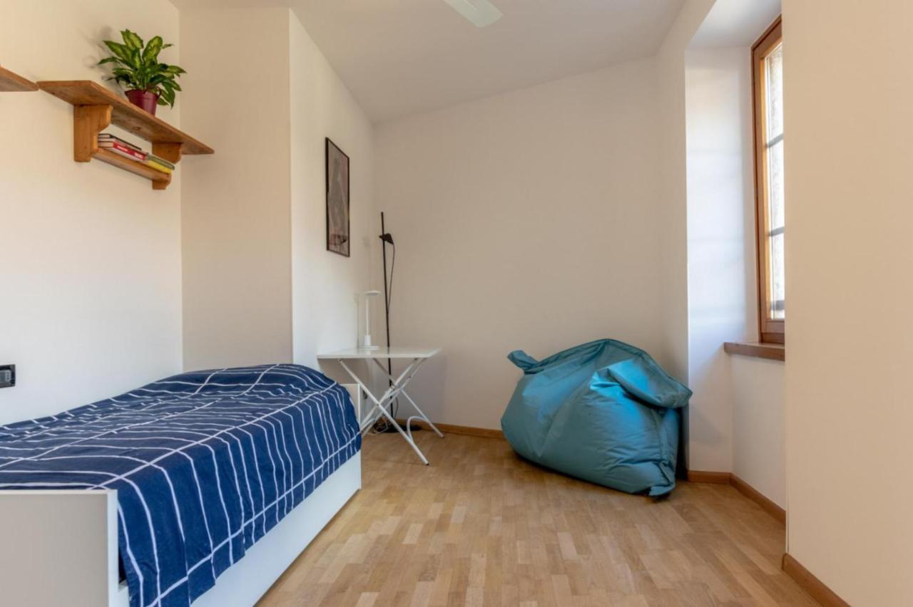 Casa Al Castello, Calliano Ospitar Buitenkant foto