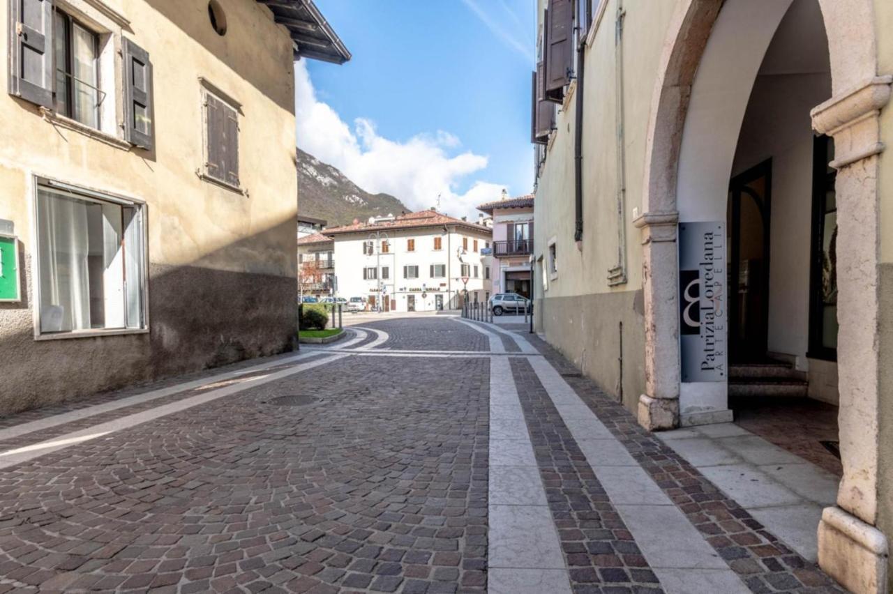 Casa Al Castello, Calliano Ospitar Buitenkant foto